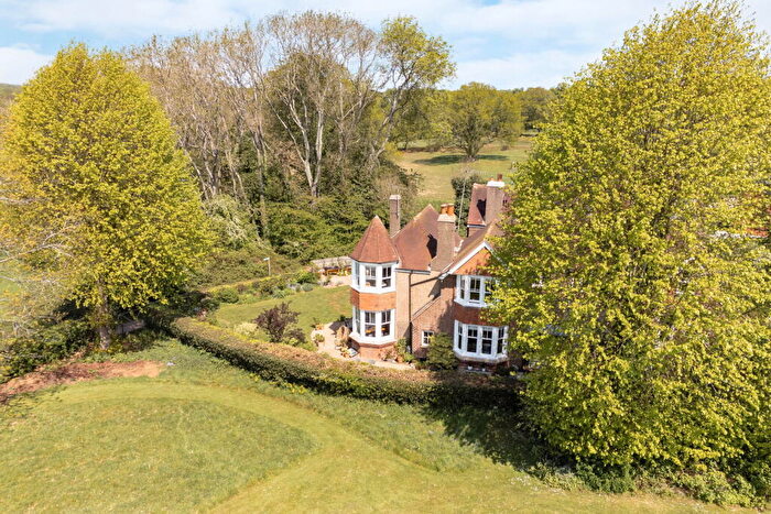 4 Bedroom Semi-Detached House For Sale In The Common, Berkhamsted, Hertfordshire, HP4