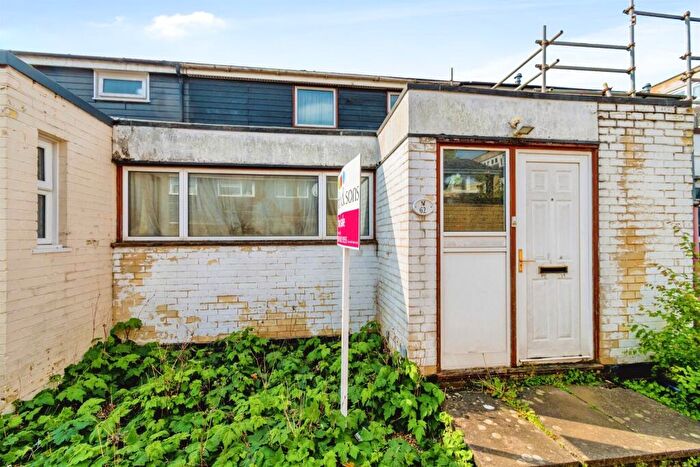 2 Bedroom Terraced House For Sale In Howards Grove, Southampton, SO15