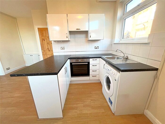 1 Bedroom Flat To Rent In Norman Street, Ilkeston, Derbyshire, DE7