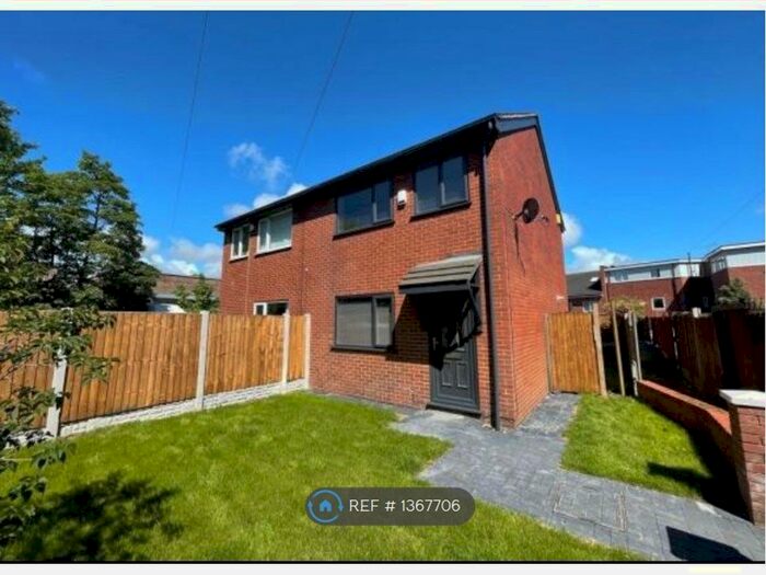 3 Bedroom Semi-Detached House To Rent In Woolfall Terrace, Liverpool, L21