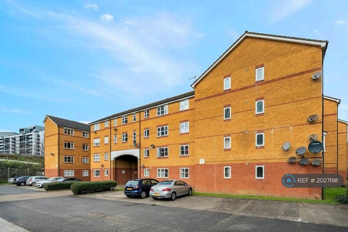 1 Bedroom Flat To Rent In Century House, London, SE8