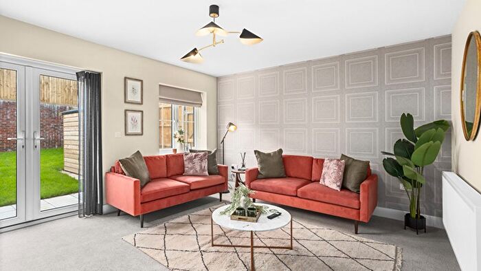 2 Bedroom End Of Terrace House For Sale In Eldridge Way, Hastings, TN37