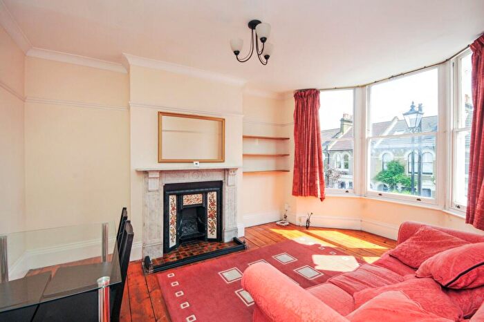 2 Bedroom Flat To Rent In Algernon Road, Lewisham, SE13