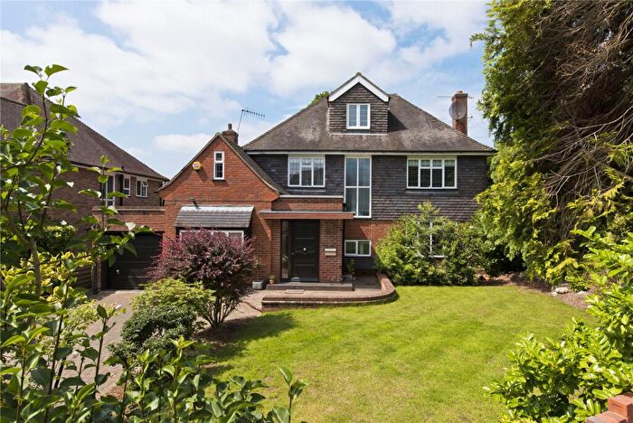 5 Bedroom Detached House To Rent In Lodge Close, Stoke D'abernon, Cobham, Surrey, KT11