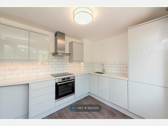 1 Bedroom Flat To Rent In Cromwell Road, Hove, BN3