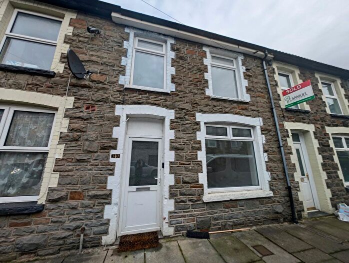 3 Bedroom Terraced House To Rent In Park Street, Mountain Ash, CF45