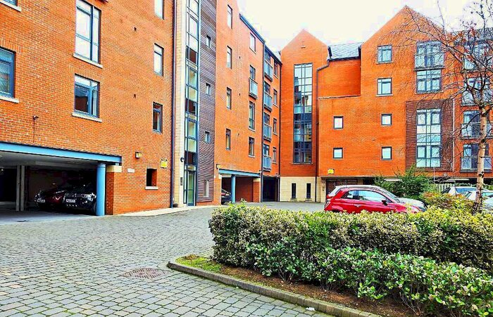 1 Bedroom Apartment To Rent In Trinity Wharf, High Street, HU1