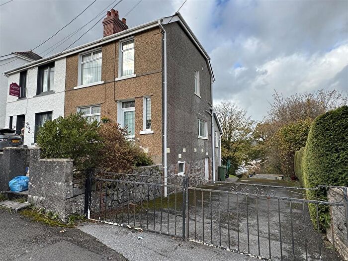 2 Bedroom Semi-Detached House For Sale In Bryn Road, Penygroes, Llanelli, SA14