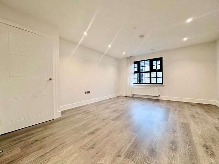 1 Bedroom Apartment To Rent In Bircherley Green, Hertford, SG14