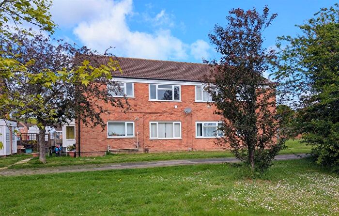 2 Bedroom Maisonette For Sale In Cheviot Close, Quedgeley, Gloucester, GL2