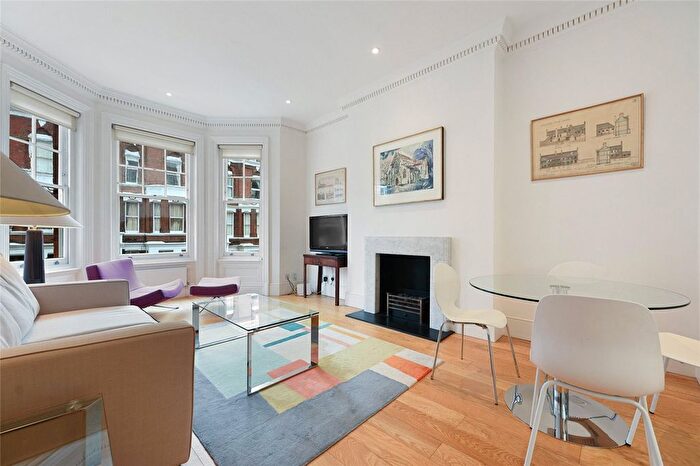 2 Bedroom Flat To Rent In Addison Gardens, Brook Green, London, W14