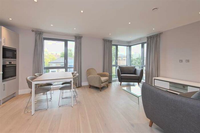 2 Bedroom Flat To Rent In Coningham Road, 9 Harlequin House, Shepherd's Bush W12