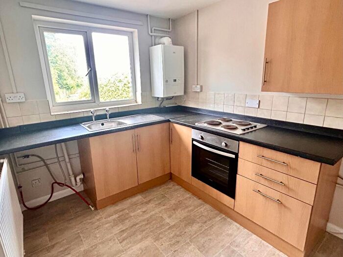 2 Bedroom Flat To Rent In Hedon Road, Hull, HU9