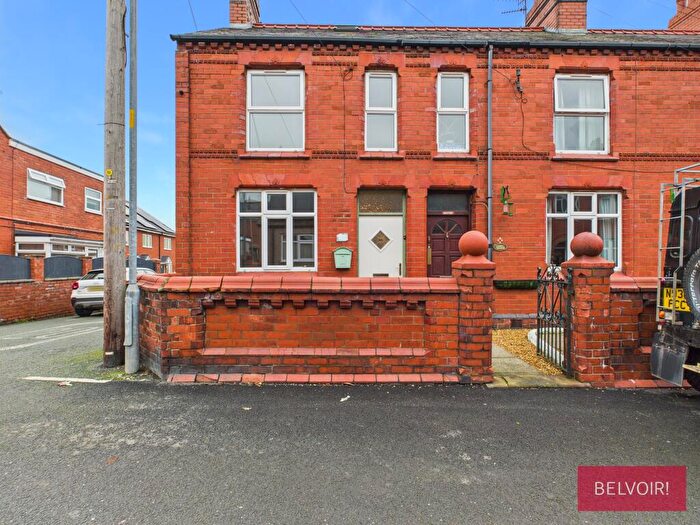 2 Bedroom Semi Detached House To Rent In New Street, Rhosllanerchrugog, LL14