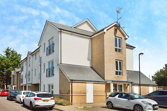 2 Bedroom Flat For Sale In Louisa Oakes Close, London, E4