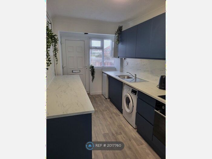 1 Bedroom Flat To Rent In Stutton Road, Tadcaster, LS24