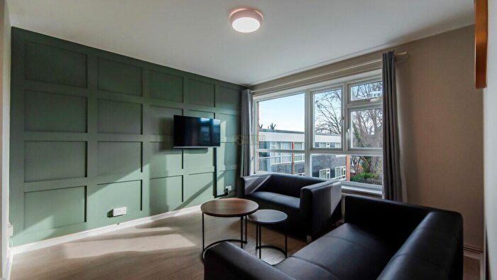 2 Bedroom Property To Rent In Selly Park, Birmingham, B29