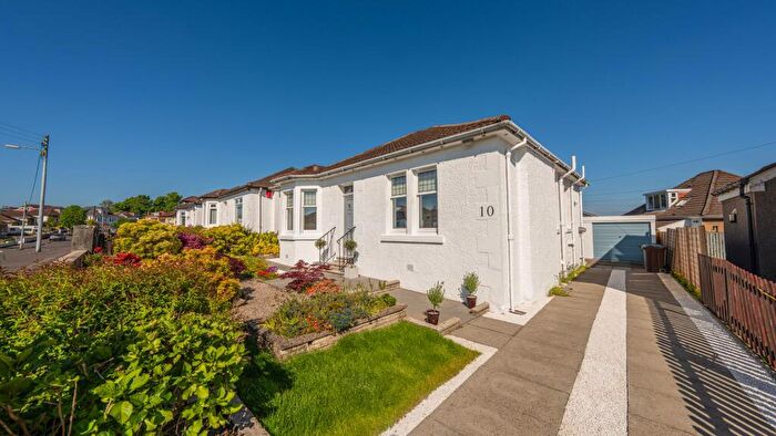 3 Bedroom Detached Bungalow For Sale In Balmeg Avenue, Giffnock, G46