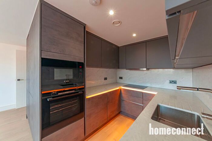 3 Bedroom Flat To Rent In Colts Village Apartments, Barking Road, London, E6