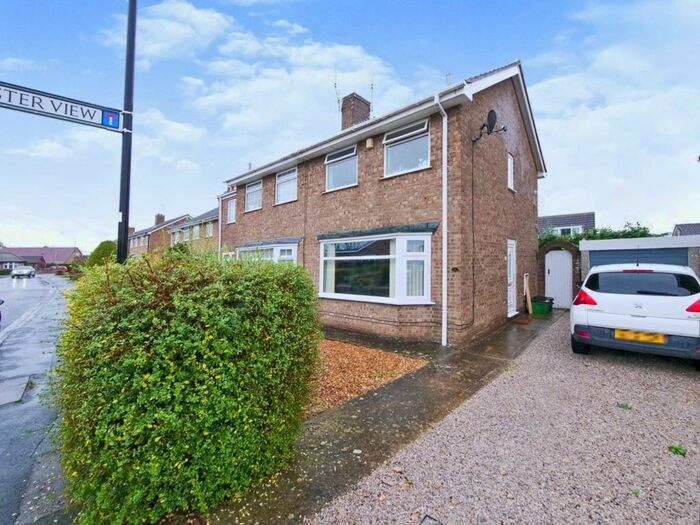 Houses for sale & to rent in YO32 3QT, Lowfield Drive, Haxby And