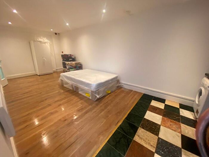 1 Bedroom Studio To Rent In Cherry Orchard Road, Croydon, CR0