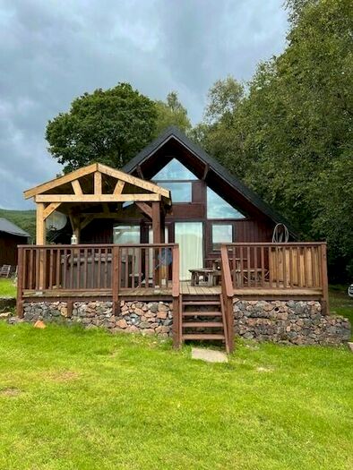 3 Bedroom Property For Sale In ., Taynuilt, PA35