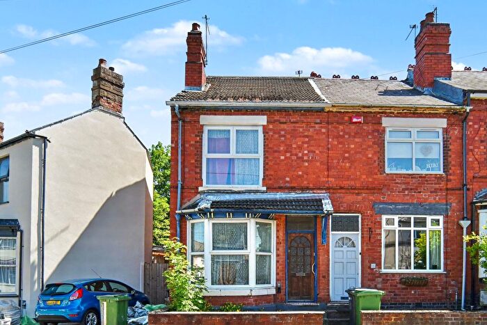 3 Bedroom End Of Terrace House For Sale In , Court Road, Wolverhampton, West Midlands, WV6