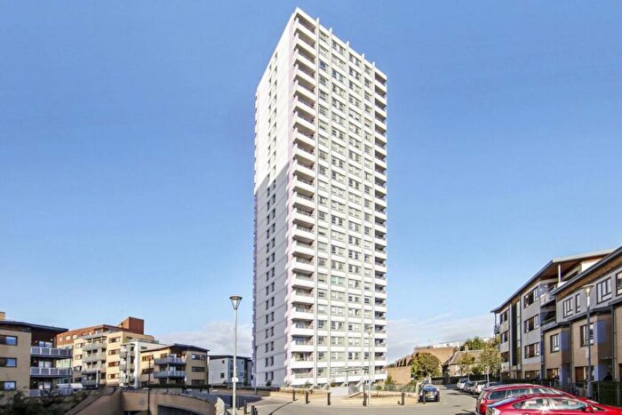 1 Bedroom Flat To Rent In Rainhill Way, Bow, London, E3