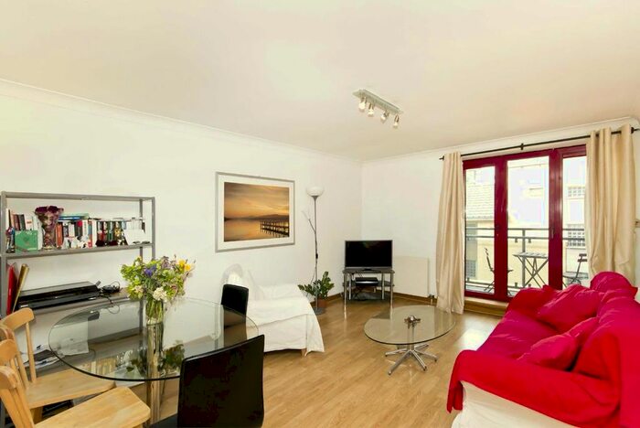 2 Bedroom Flat To Rent In Monck Street, London, SW1P