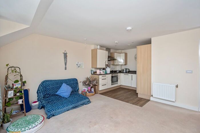 1 Bedroom Flat For Sale In Southlands Way, Shoreham-By-Sea, West Sussex, BN43