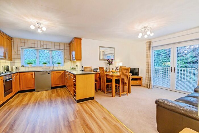 4 Bedroom Detached House For Sale In Bridgefield Drive, Bury, Greater Manchester, BL9