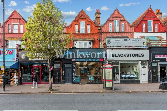 2 Bedroom Apartment To Rent In Green Lanes, London, N8