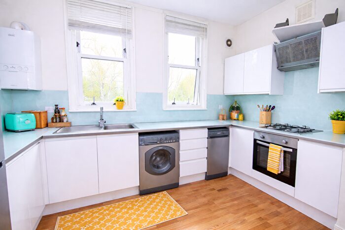 1 Bedroom Flat To Rent In Cathcart Hill, London, N19