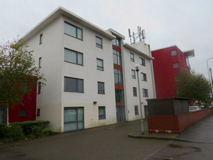 2 Bedroom Apartment To Rent In Pantbach Road, Cardiff, CF14
