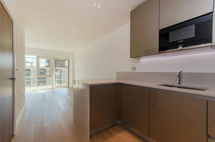 1 Bedroom Flat To Rent In Longfield Avenue, Ealing Broadway, London, W5