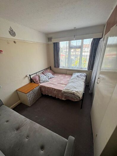 4 Bedroom Terraced House To Rent In Salcombe Drive, Chadwell Heath, Romford, RM6