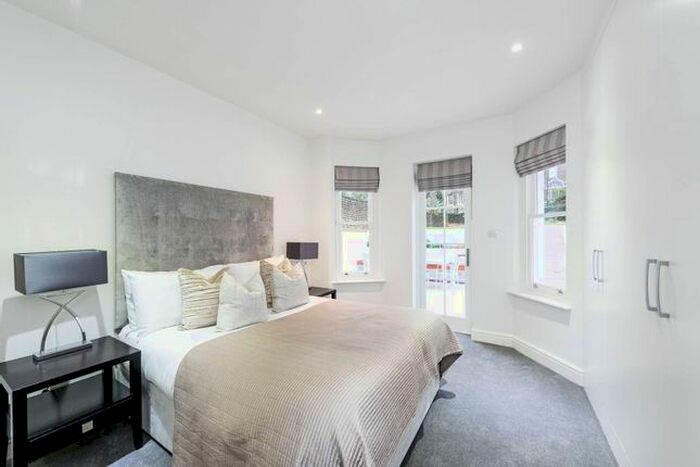 4 Bedroom Flat To Rent In Lexham Gardens, Kensington, London W8