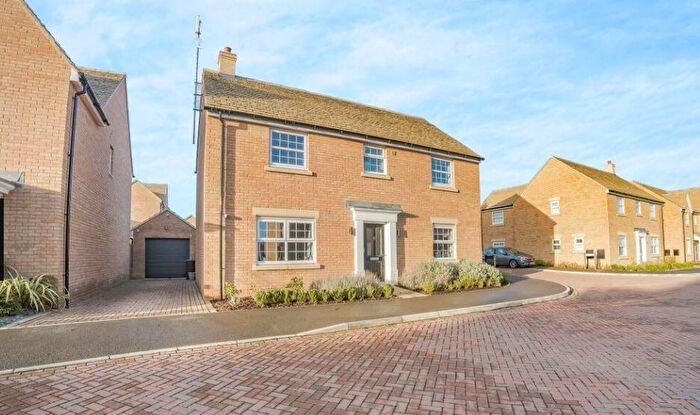 4 Bedroom House To Rent In Sissons Close, Barnack, Stamford, PE9
