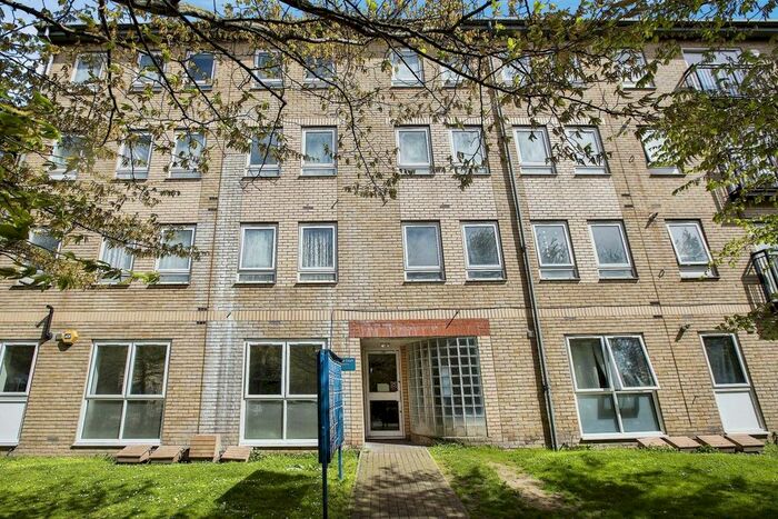 2 Bedroom Flat To Rent In Skipper Court, Abbey Road, Barking, Essex, IG11