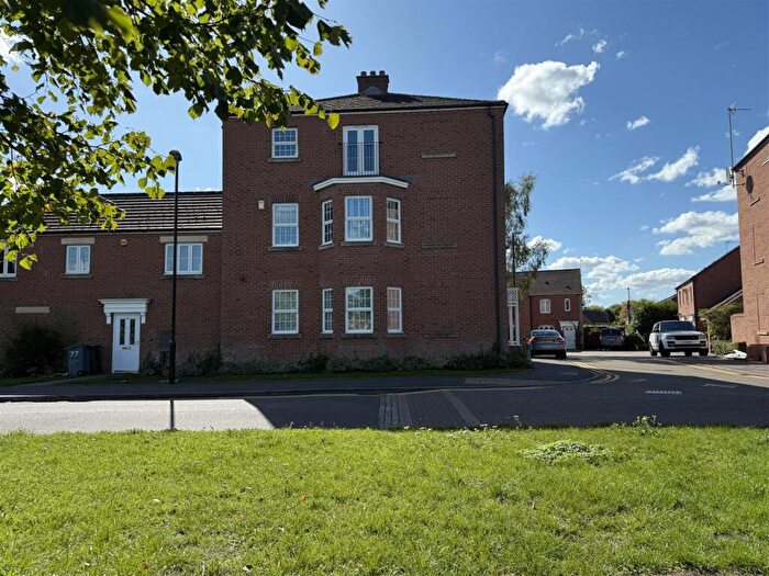 2 Bedroom Apartment For Sale In Elizabeth Way, Coventry ** Close To University Hospital **, CV2
