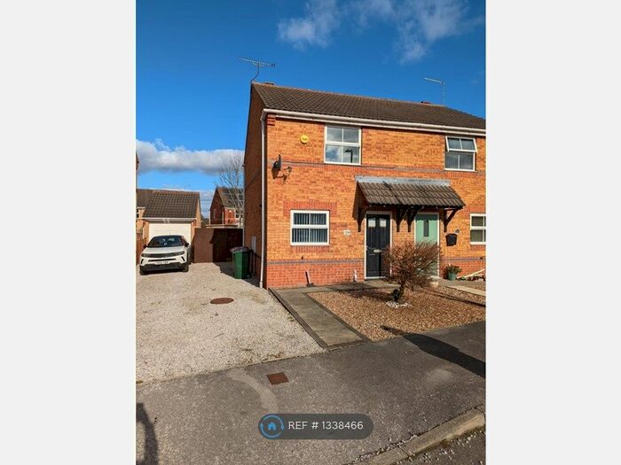 2 Bedroom Semi-Detached House To Rent In St. Pauls Close, Dinnington, Sheffield, S25