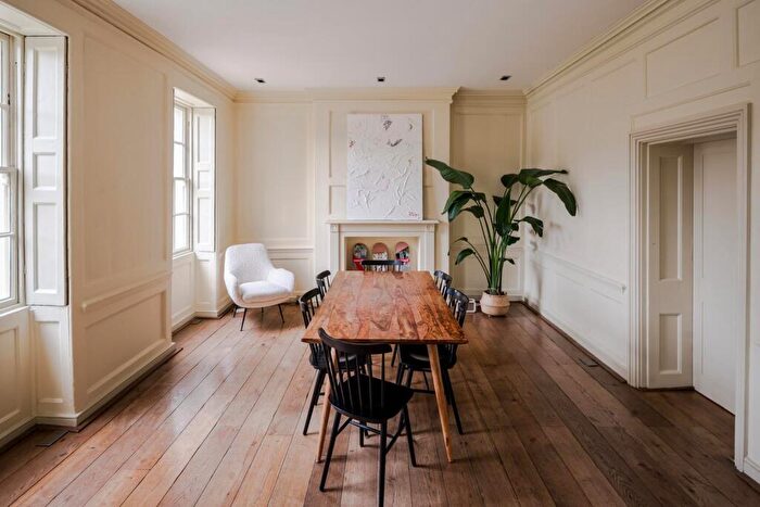 2 Bedroom Apartment For Sale In London, N1