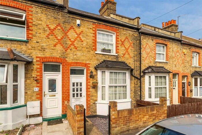 2 Bedroom Terraced House To Rent In Warwick Road, Sutton, Surrey, SM1