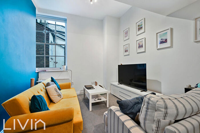 1 Bedroom Flat For Sale In Church Street, Croydon, CR0