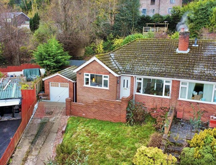 3 Bedroom Semi-Detached Bungalow For Sale In Windsor Avenue, Caergwrle, Wrexham, LL12