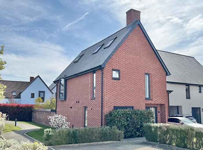 5 Bedroom Semi-Detached House For Sale In Morris Dance Place, Thaxted, CM6