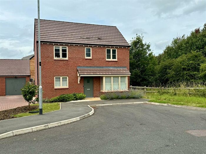 3 Bedroom Detached House For Sale In Park Road, Lutterworth, LE17