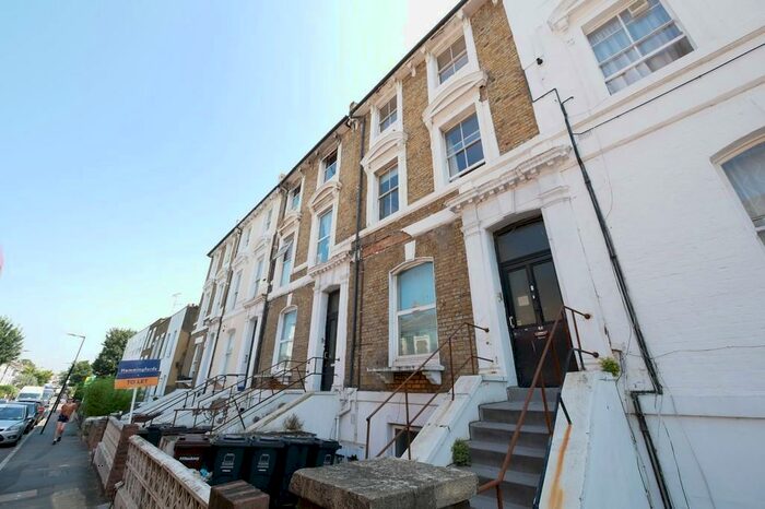 2 Bedroom Apartment To Rent In Albion Road, Stoke Newington, N16