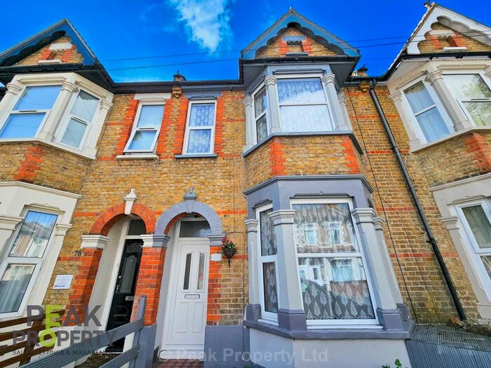 2 Bedroom Property To Rent In North Avenue, Southend On Sea, SS2