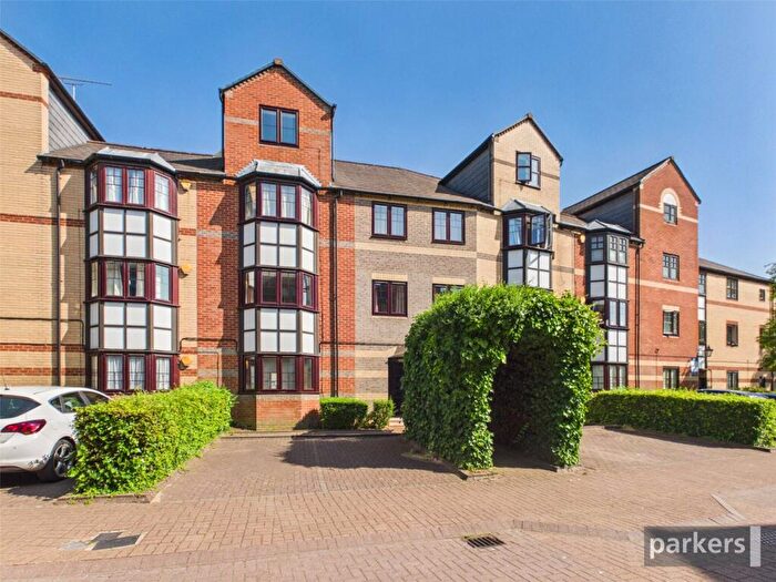 1 Bedroom Apartment To Rent In Maltings Place, Reading, Berkshire, RG1